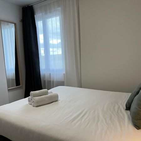 Hotel Le Ponson โอเบอนา ภายนอก รูปภาพ
