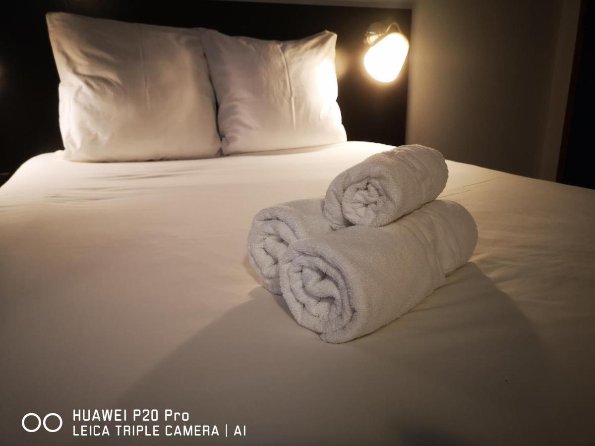 Hotel Le Ponson โอเบอนา ภายนอก รูปภาพ