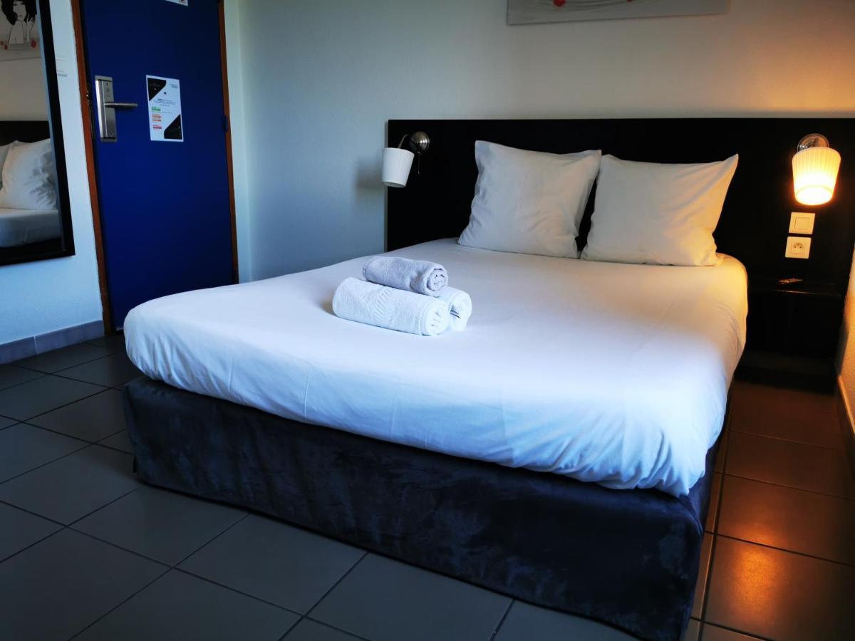 Hotel Le Ponson โอเบอนา ภายนอก รูปภาพ