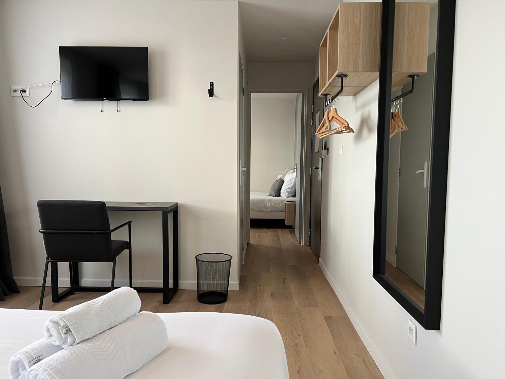 Hotel Le Ponson โอเบอนา ภายนอก รูปภาพ